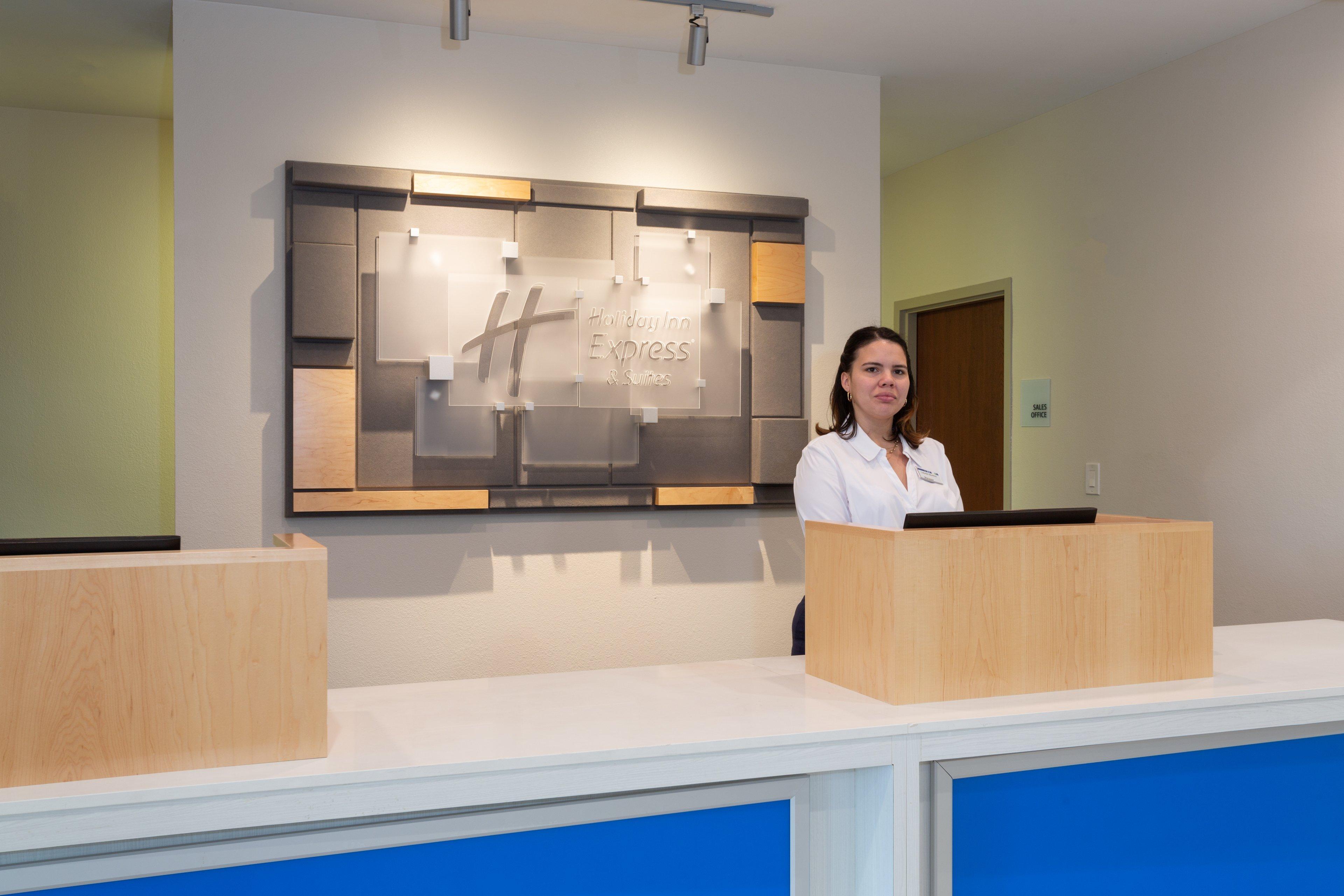 Holiday Inn Express Hotel & Suites Tampa-Fairgrounds-Casino By Ihg Ngoại thất bức ảnh