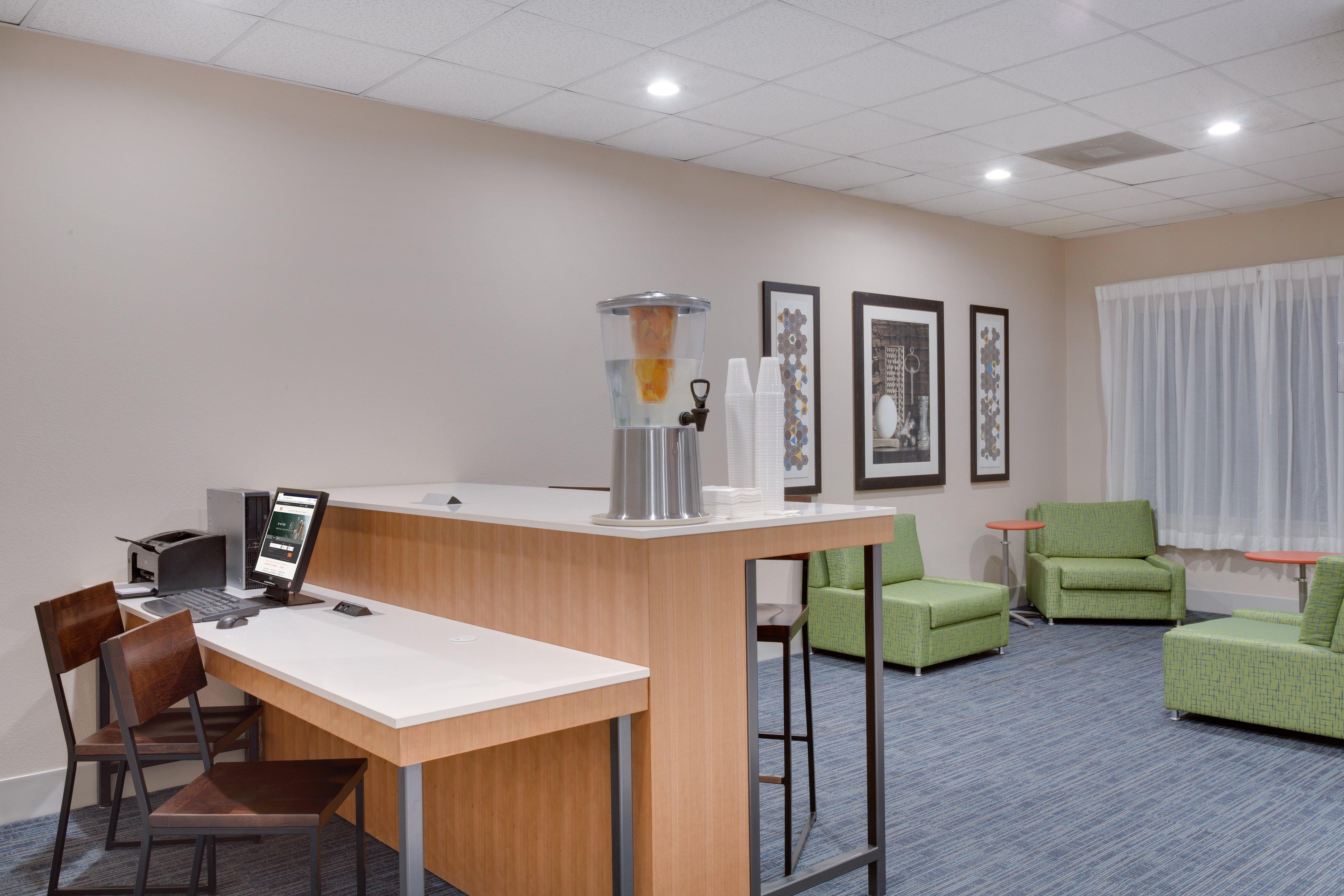 Holiday Inn Express Hotel & Suites Tampa-Fairgrounds-Casino By Ihg Ngoại thất bức ảnh